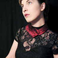 Red_neckpiece_listing